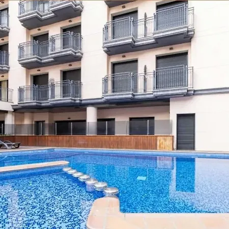 2-bedroom In Center Apartment