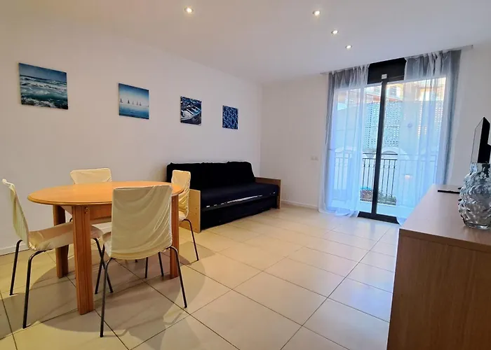 2-bedroom In Center